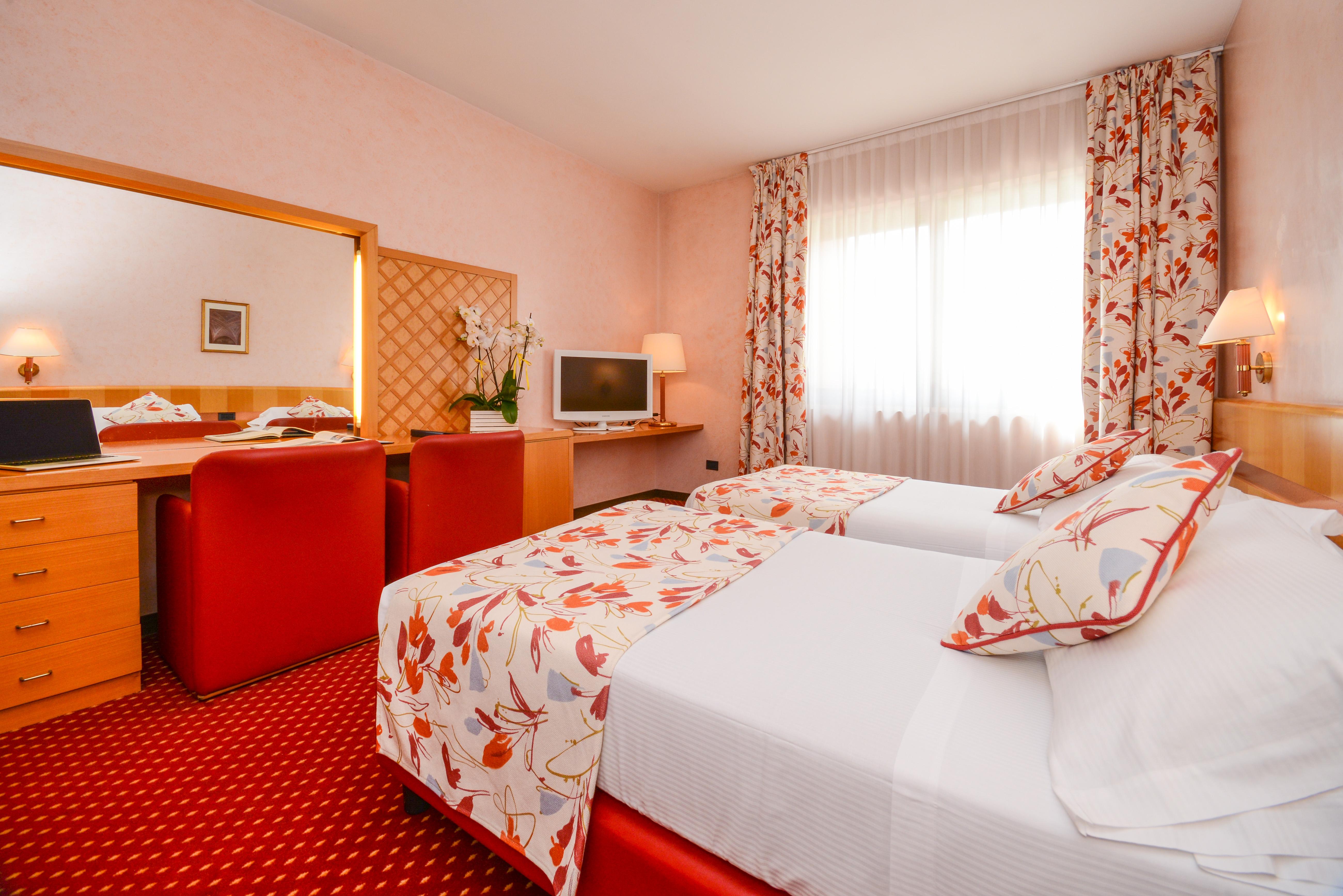 Hotel Oliveto Desenzano del Garda Eksteriør bilde