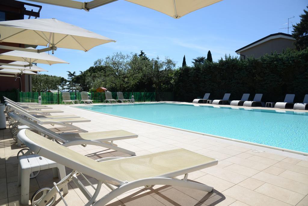 Hotel Oliveto Desenzano del Garda Eksteriør bilde