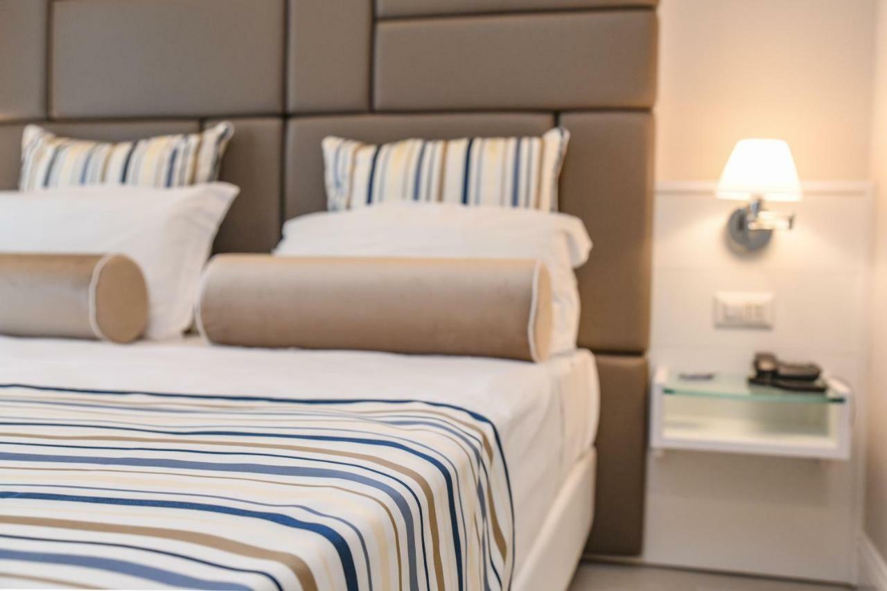 Hotel Oliveto Desenzano del Garda Eksteriør bilde