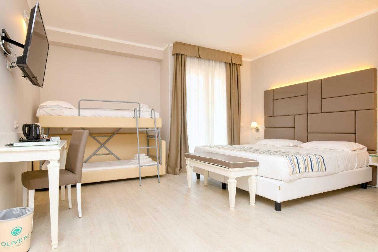 Hotel Oliveto Desenzano del Garda Eksteriør bilde